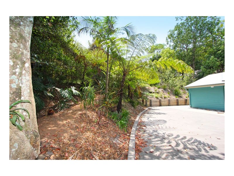 6 Wattle Street, Maleny QLD 4552