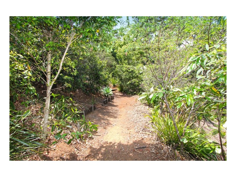 6 Wattle Street, Maleny QLD 4552