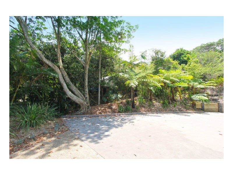 6 Wattle Street, Maleny QLD 4552