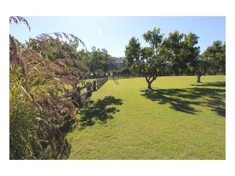 159 Commissioners Flat Road, Peachester QLD 4519