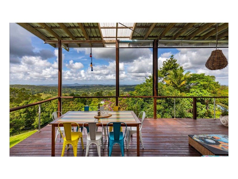 13 Flaxton Drive, Mapleton QLD 4560