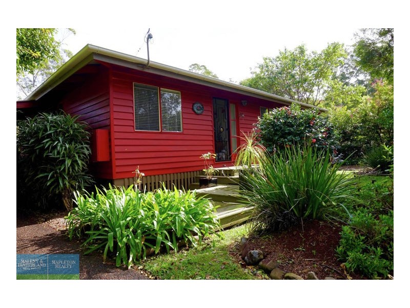 8 Tamarin Dve, Mapleton QLD 4560