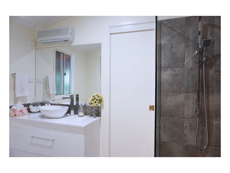 8 Tamarin Dve, Mapleton QLD 4560