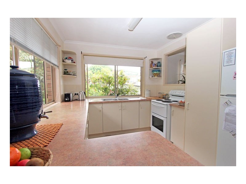 30 Hakea Avenue, Maleny QLD 4552