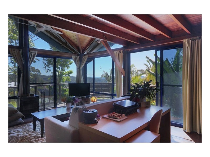 11 Crystal Street, Mapleton QLD 4560