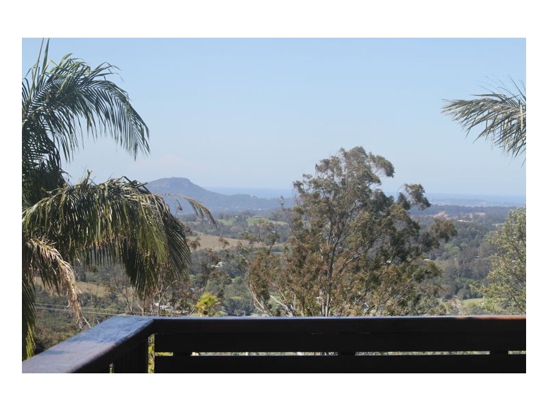 11 Crystal Street, Mapleton QLD 4560