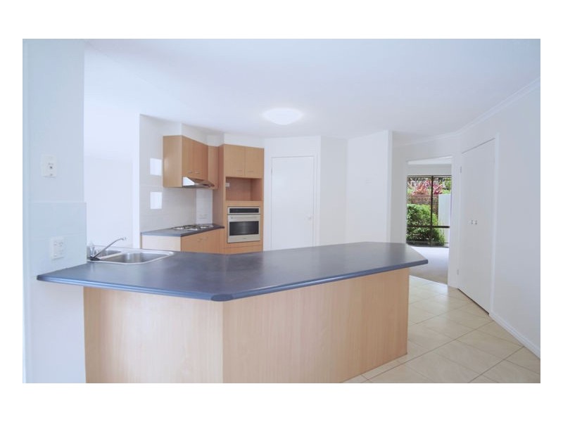 8 Rainbow Park Drive, Mapleton QLD 4560