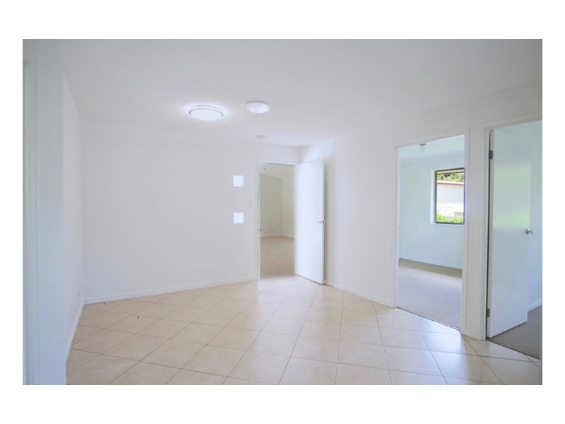 8 Rainbow Park Drive, Mapleton QLD 4560