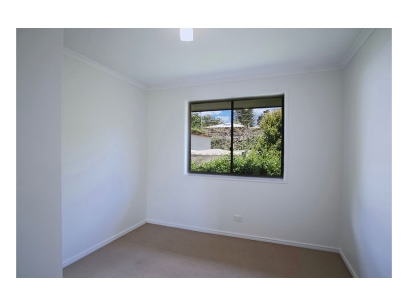 8 Rainbow Park Drive, Mapleton QLD 4560