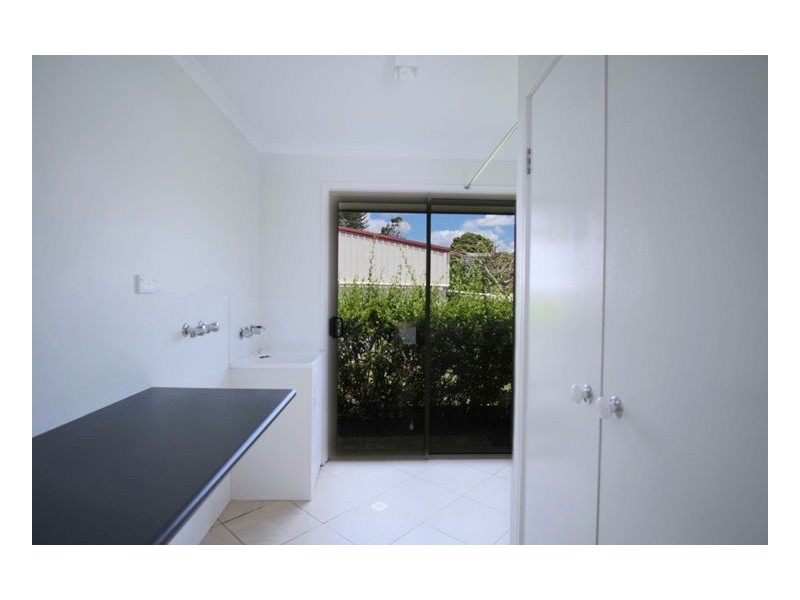 8 Rainbow Park Drive, Mapleton QLD 4560