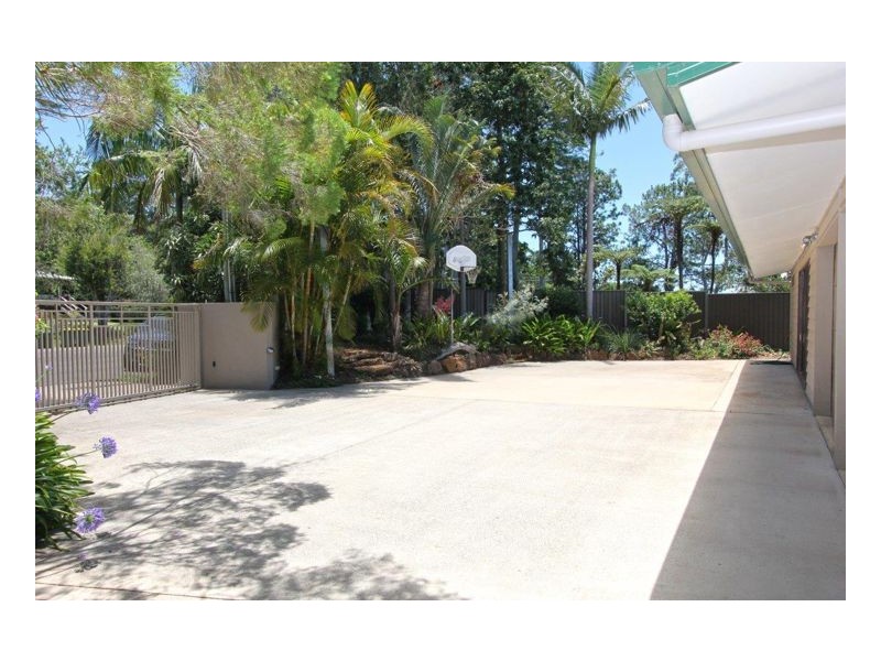 2 Honeyeater Lane, Maleny QLD 4552