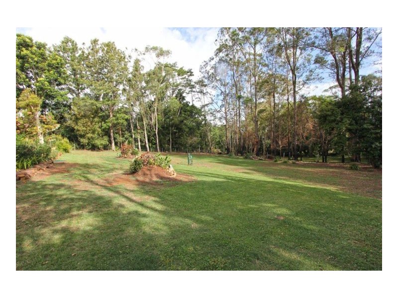 8 Wittaberg Road, Witta QLD 4552