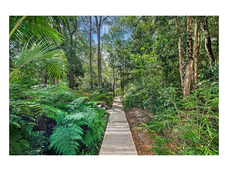 2 Meadowood Rise, Mapleton QLD 4560