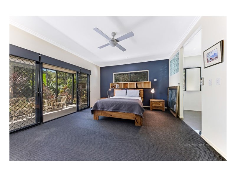 2 Meadowood Rise, Mapleton QLD 4560