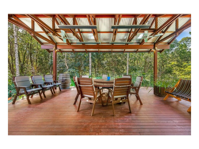 2 Meadowood Rise, Mapleton QLD 4560