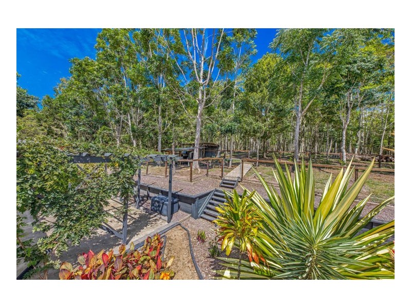 2 Meadowood Rise, Mapleton QLD 4560