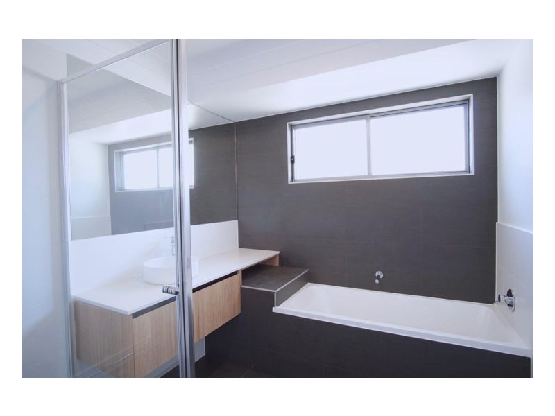 Alexandra Headland QLD 4572