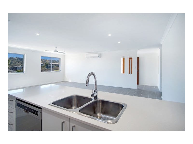 18 Tramline Rise The Grove, Burnside QLD 4560