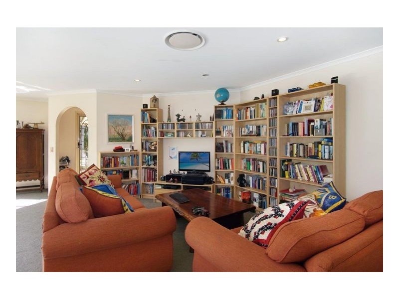 33 Satinwood Place, Mountain Creek QLD 4557