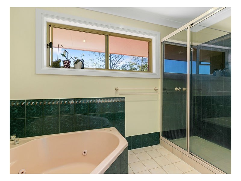 124 Delicia Road, Mapleton QLD 4560
