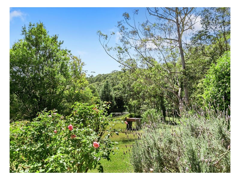 124 Delicia Road, Mapleton QLD 4560