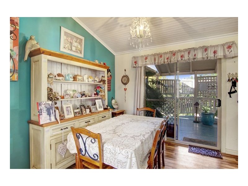 4 Emu Walk, Mapleton QLD 4560