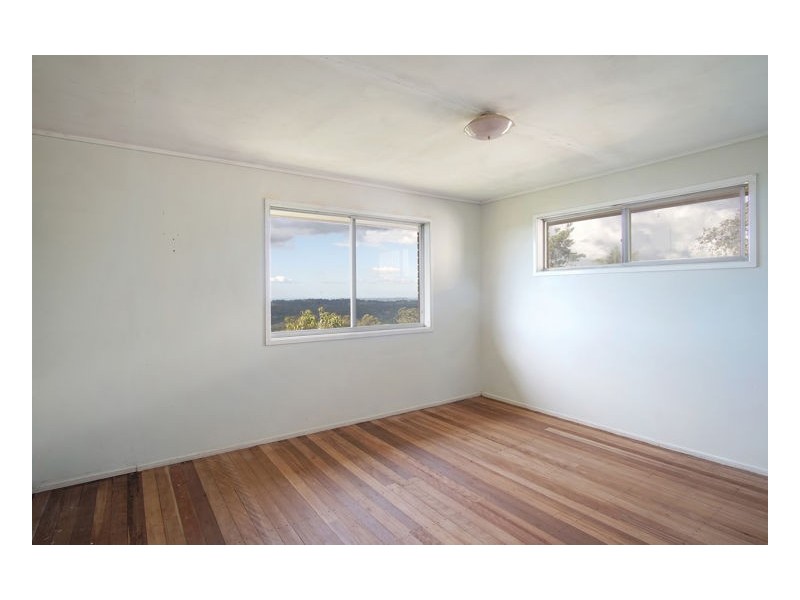 11 Flaxton Drive, Mapleton QLD 4560