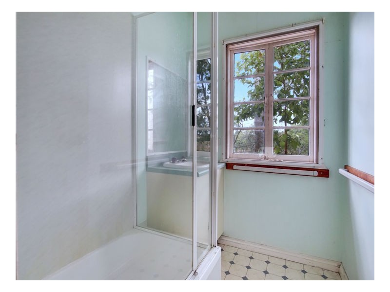 425-427 Kureelpa Falls Road, Kureelpa QLD 4560