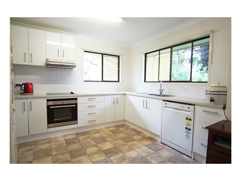 33 Bunya Street, Maleny QLD 4552