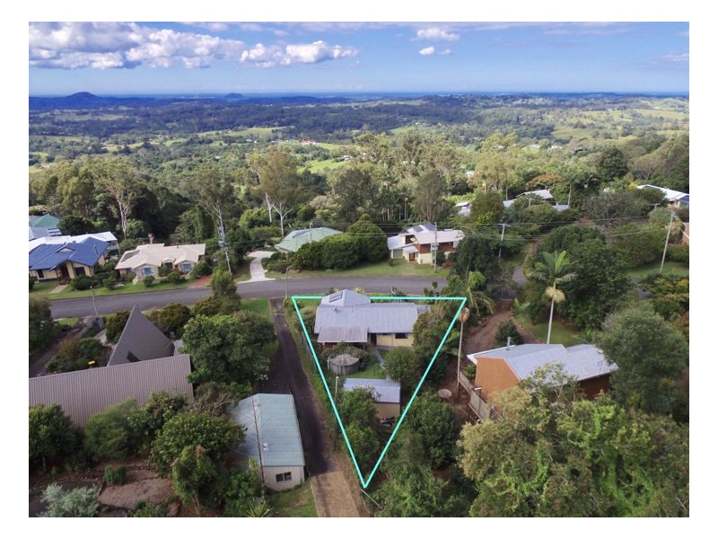 15 Crystal Street, Mapleton QLD 4560