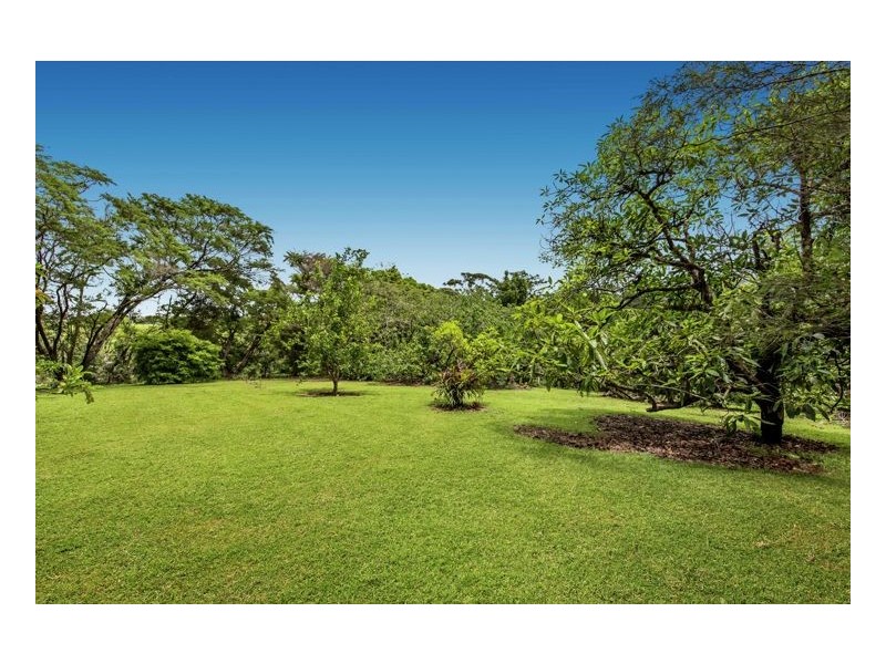 44 Burgess Avenue, Maleny QLD 4552