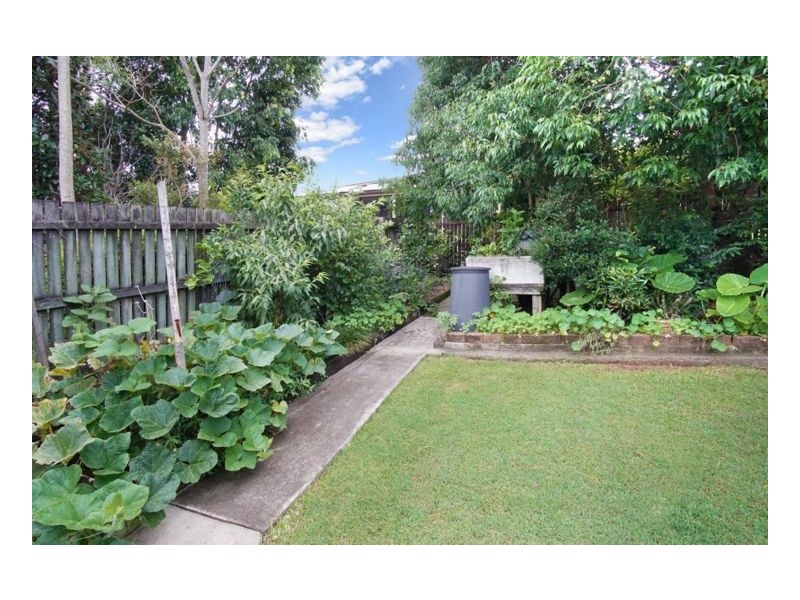 19 Fig Street, Maleny QLD 4552