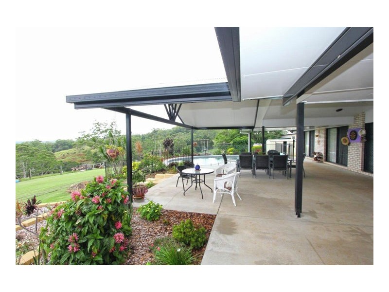 15 Sommers Road, Witta QLD 4552