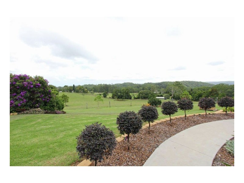 15 Sommers Road, Witta QLD 4552