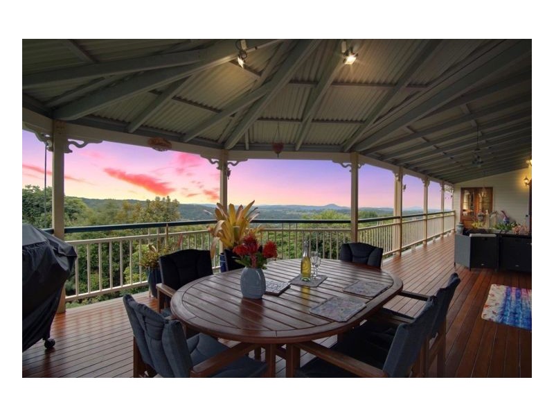 19 Ringwood Lane, Mapleton QLD 4560