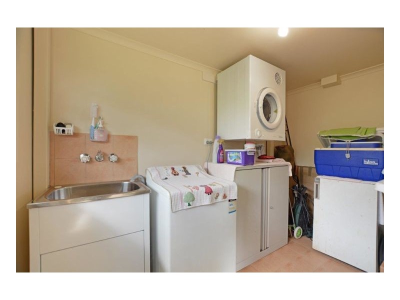 19 Ringwood Lane, Mapleton QLD 4560