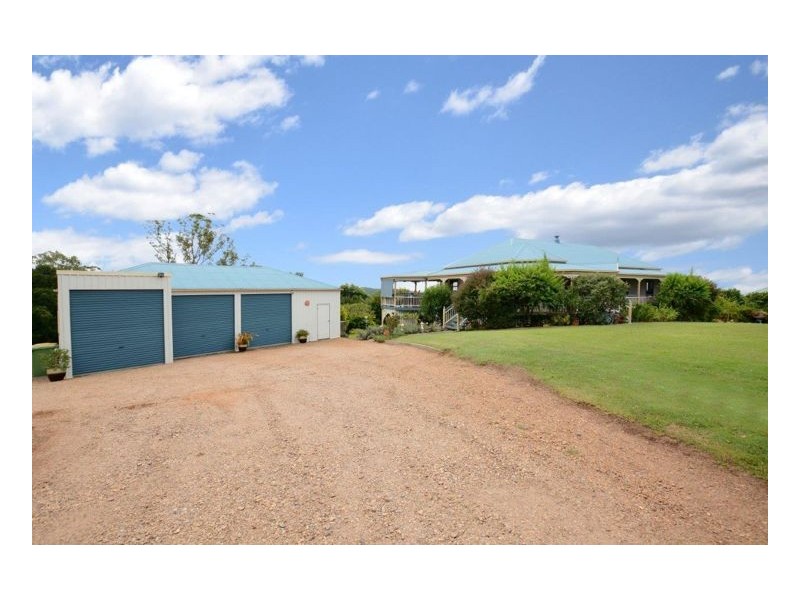 19 Ringwood Lane, Mapleton QLD 4560