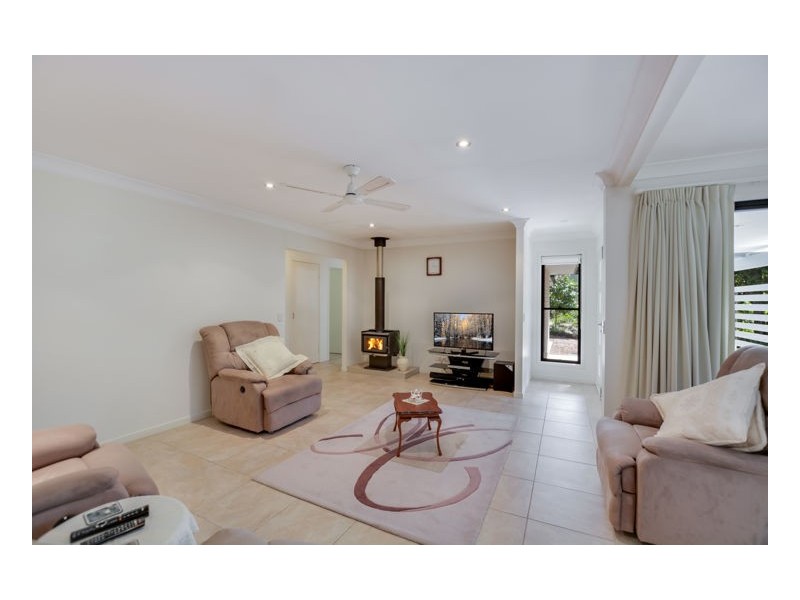 28 Billabong Place, Mapleton QLD 4560