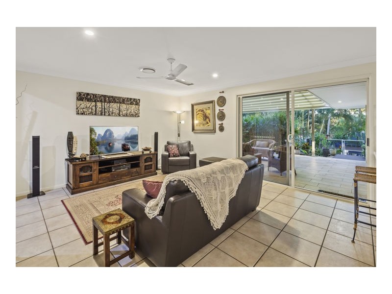 72 Topview Drive, Tanawha QLD 4556