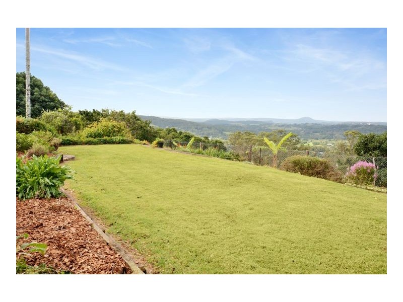 11 Melia Court, Mapleton QLD 4560