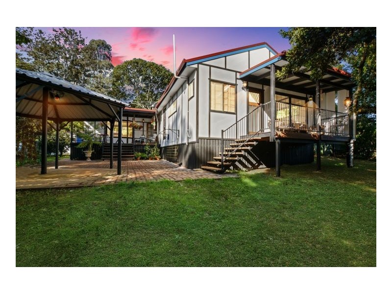 90 Flaxton Drive, Mapleton QLD 4560
