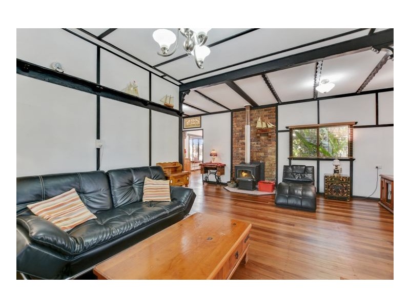 90 Flaxton Drive, Mapleton QLD 4560