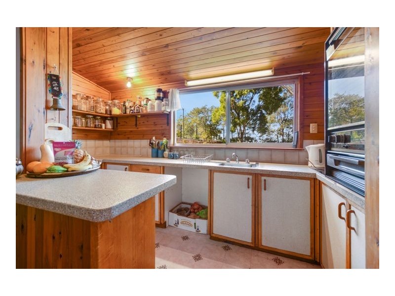 132 Flaxton Drive, Mapleton QLD 4560