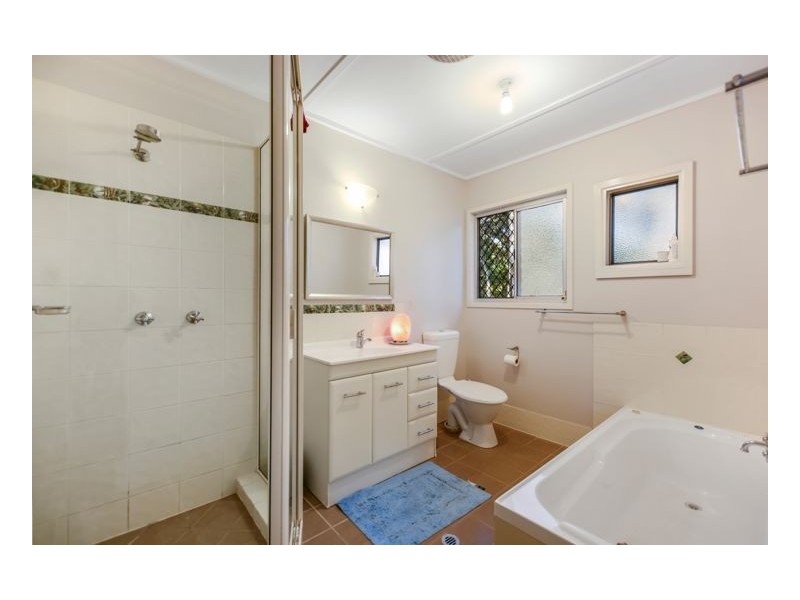 132 Flaxton Drive, Mapleton QLD 4560