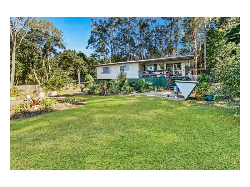 132 Flaxton Drive, Mapleton QLD 4560