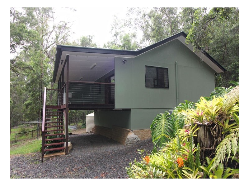 32 Fig Tree Drive, Beerwah QLD 4519
