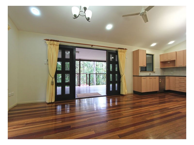 32 Fig Tree Drive, Beerwah QLD 4519