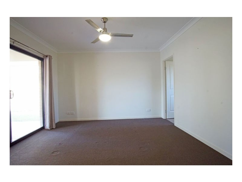 27 George Street, Kenilworth QLD 4574