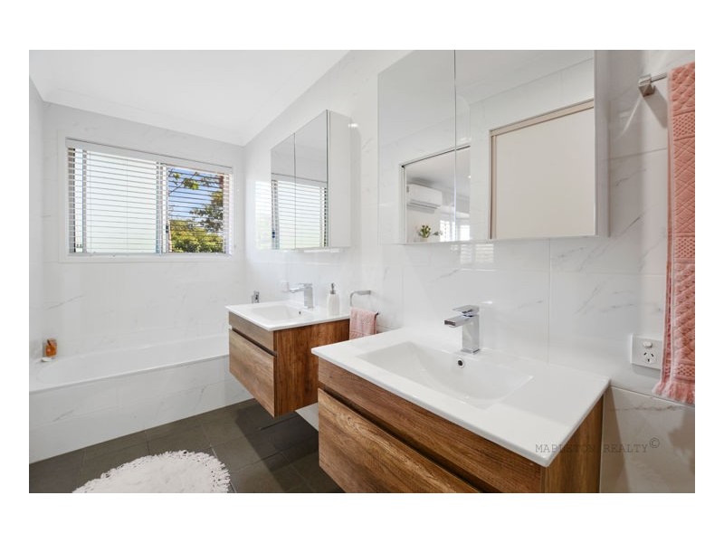 25 Post Office Road, Mapleton QLD 4560