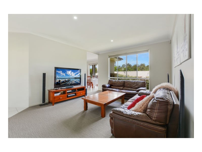 42 Petigrain Avenue, Palmwoods QLD 4555